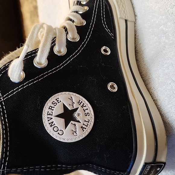 Converse - Picture 5 of 5